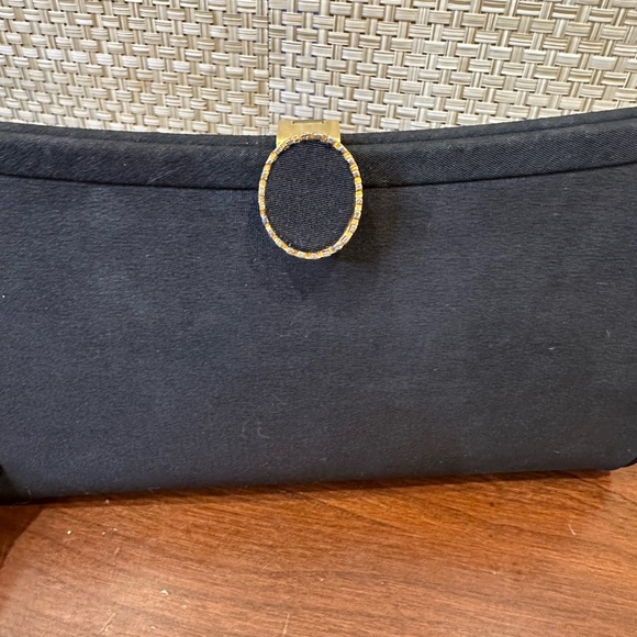 VTG 1950s-60s Black Fabric Evening Bag Matching Lift Clasp Gold Tone Chain - Picture 10 of 11